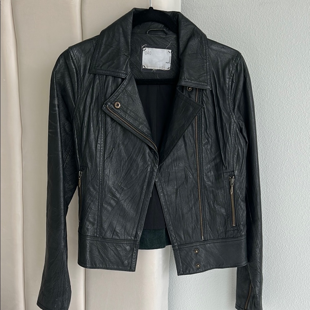 Anthropologie Q40 Black Leather Moto Jacket Size Small S